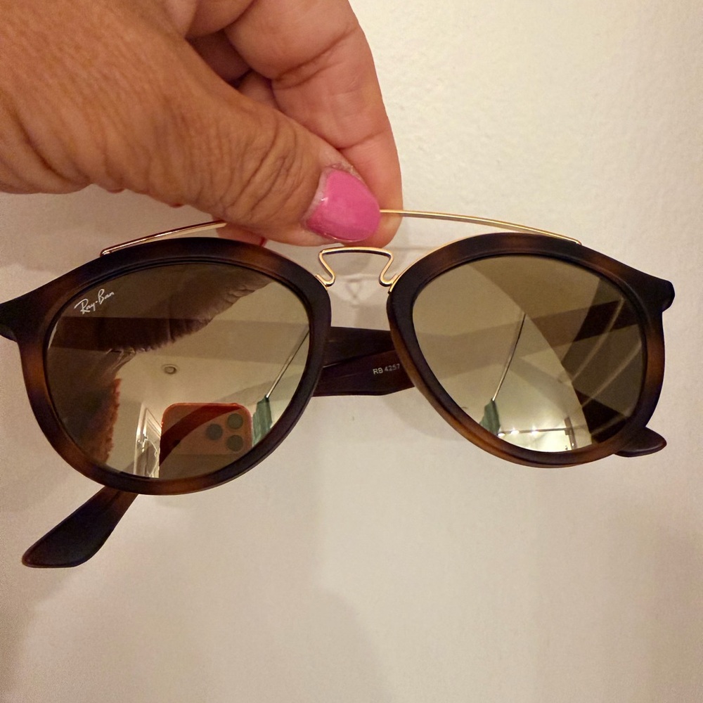 Ray-Ban Classic Brown Sunglasses - Picture 6 of 7